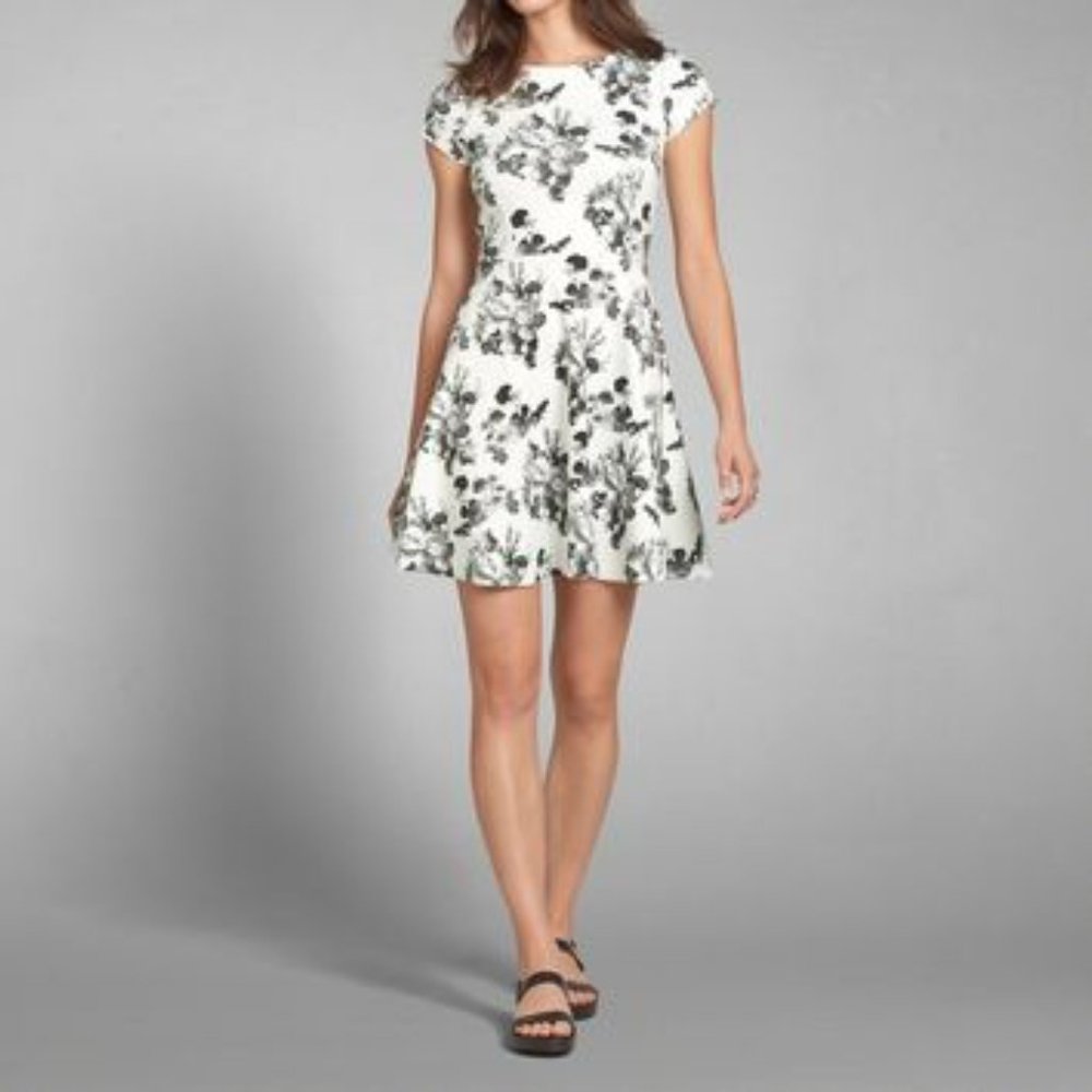 A&F Classy Women's Floral Dress, Size S